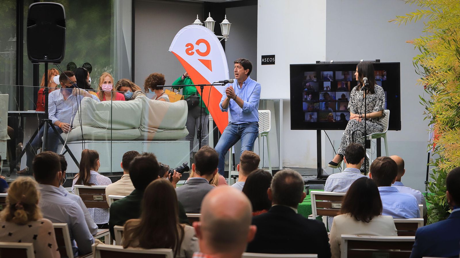 Encuentro de Inés Arrimadas con militantes de Ciudadanos en Jerez