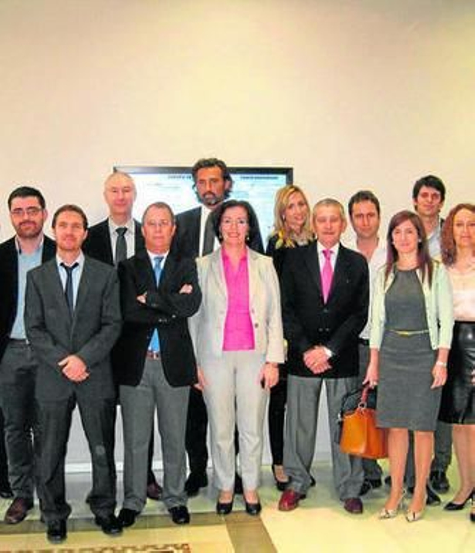 La delegada con los participantes de las Jornadas Quirúrgicas de Almería.