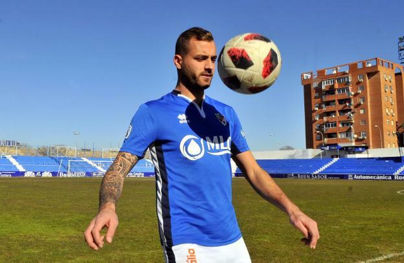 Álex Rubio, con la camisola del Linares