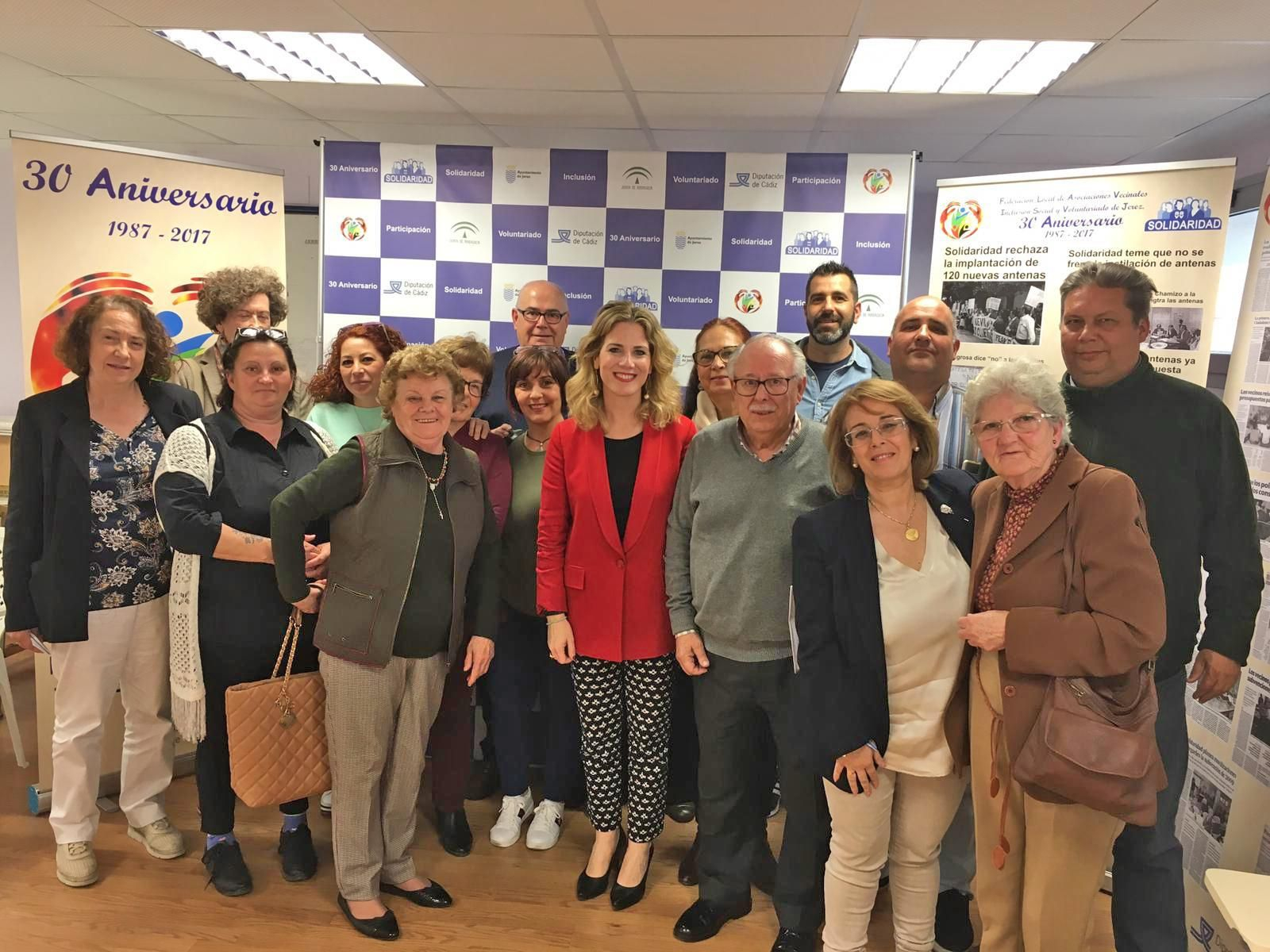 Reunión de Ana Mestre con la federación vecinal Solidaridad.