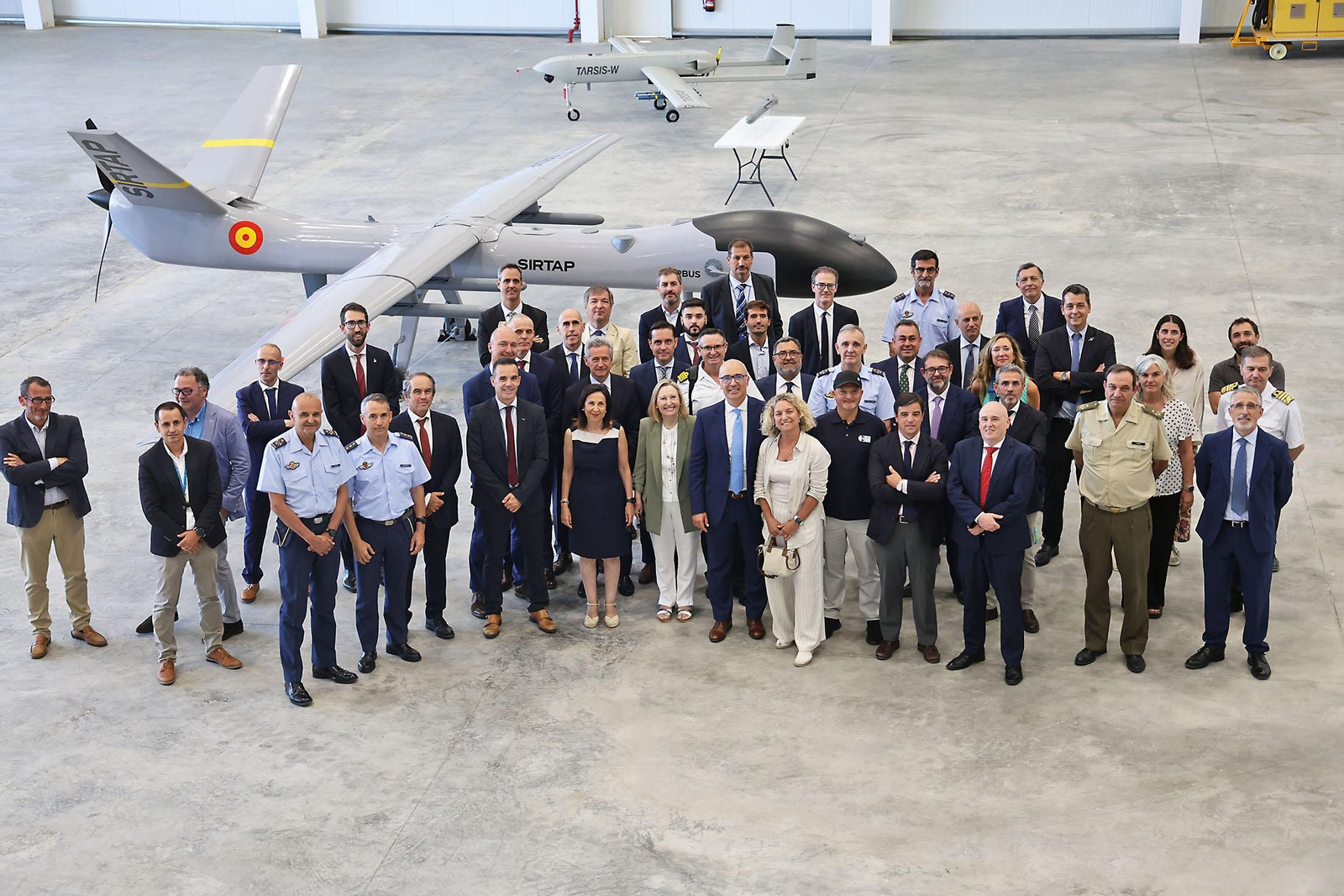 Imágenes de la visita de la ministra de Defensa, Margarita Robles, a el Centro de Ensayos de Sistemas Aéreos no Tripulados CEUS