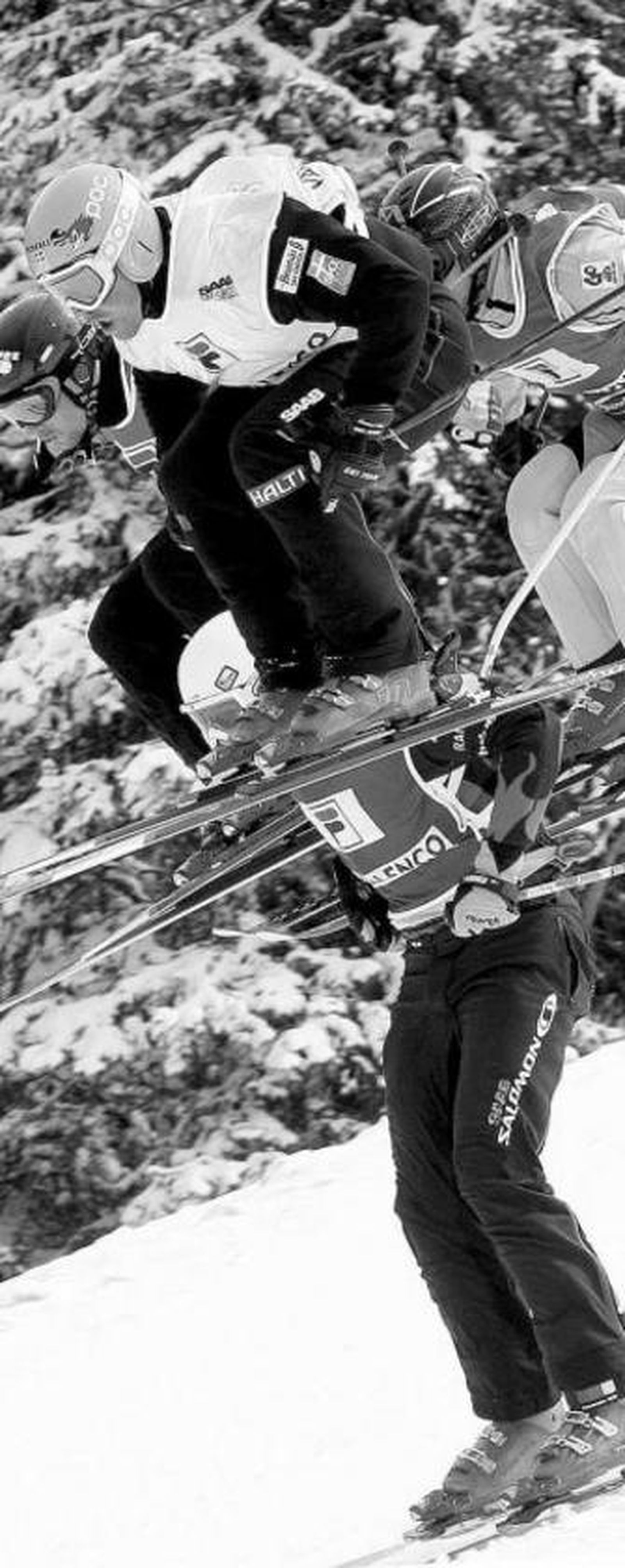 El esquicross combina velocidad con saltos.