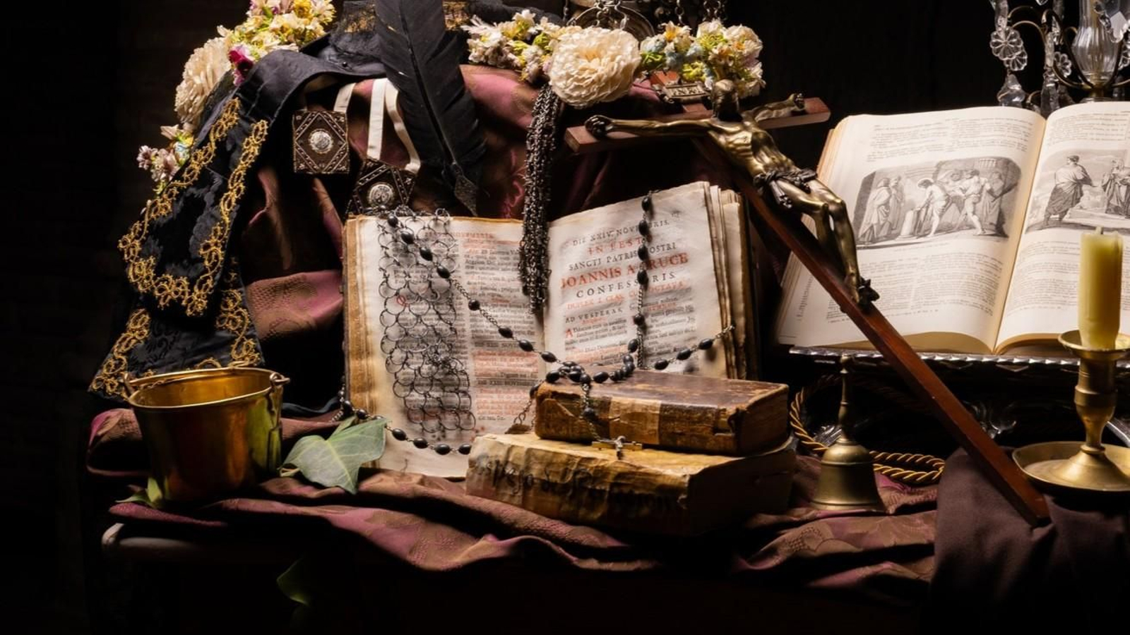 Altar de Cultos Jesús de la Amargura de Granada, Cristo Rey 2025.jpg