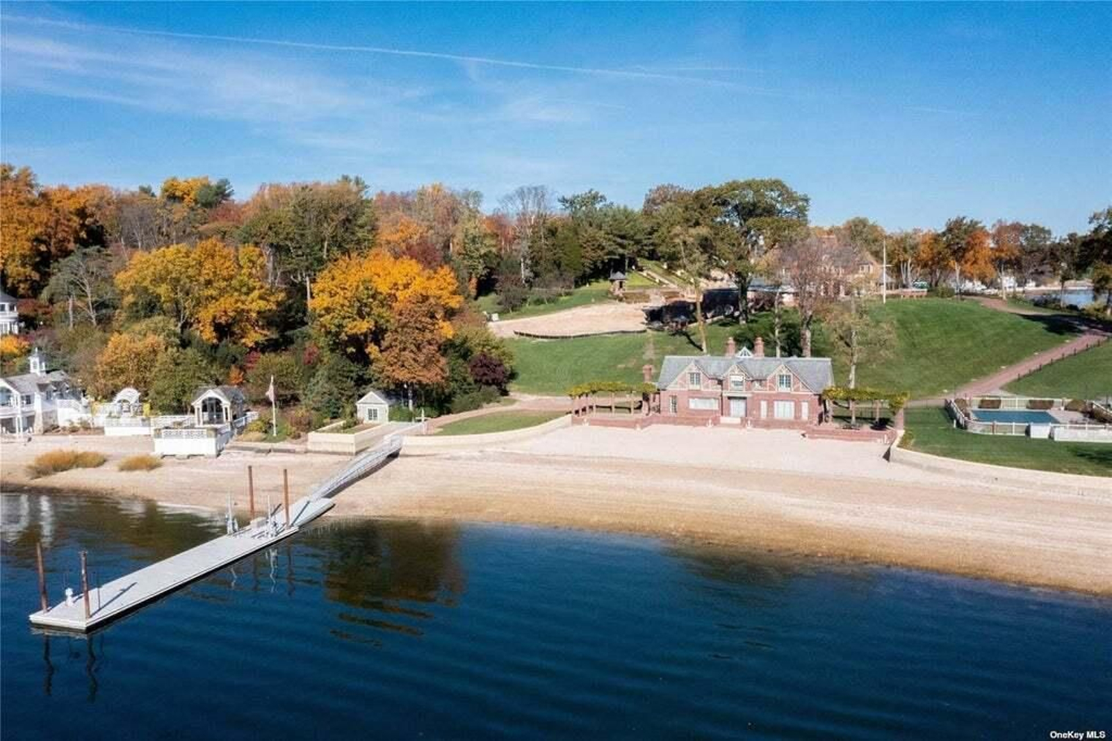 La mansión de 45 millones de Billy Joel en imágenes