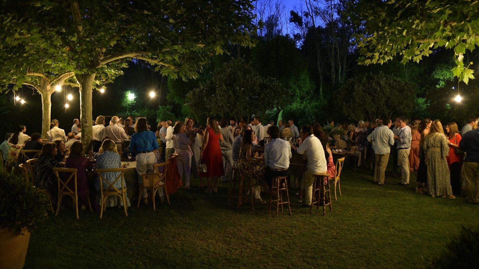 Una vista general de la cena cóctel.