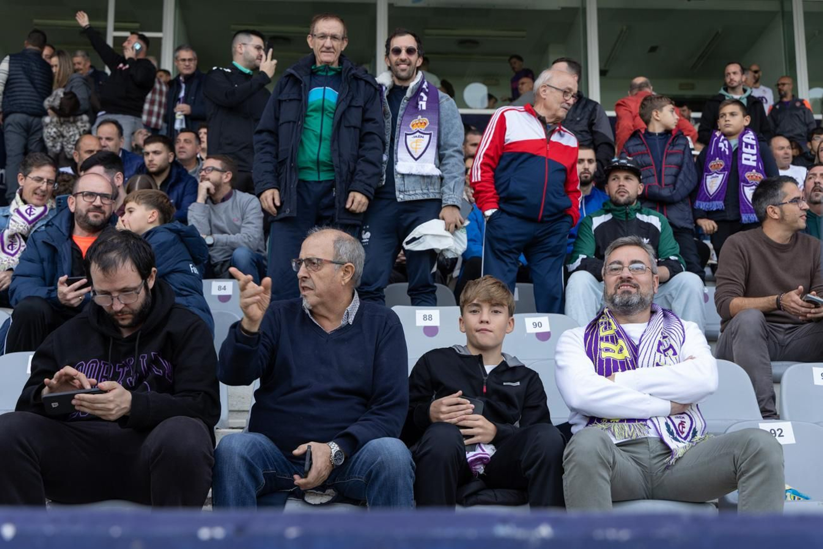 Real Jaén 0-1 Linares Deportivo: las mejores imágenes del clásico provincial