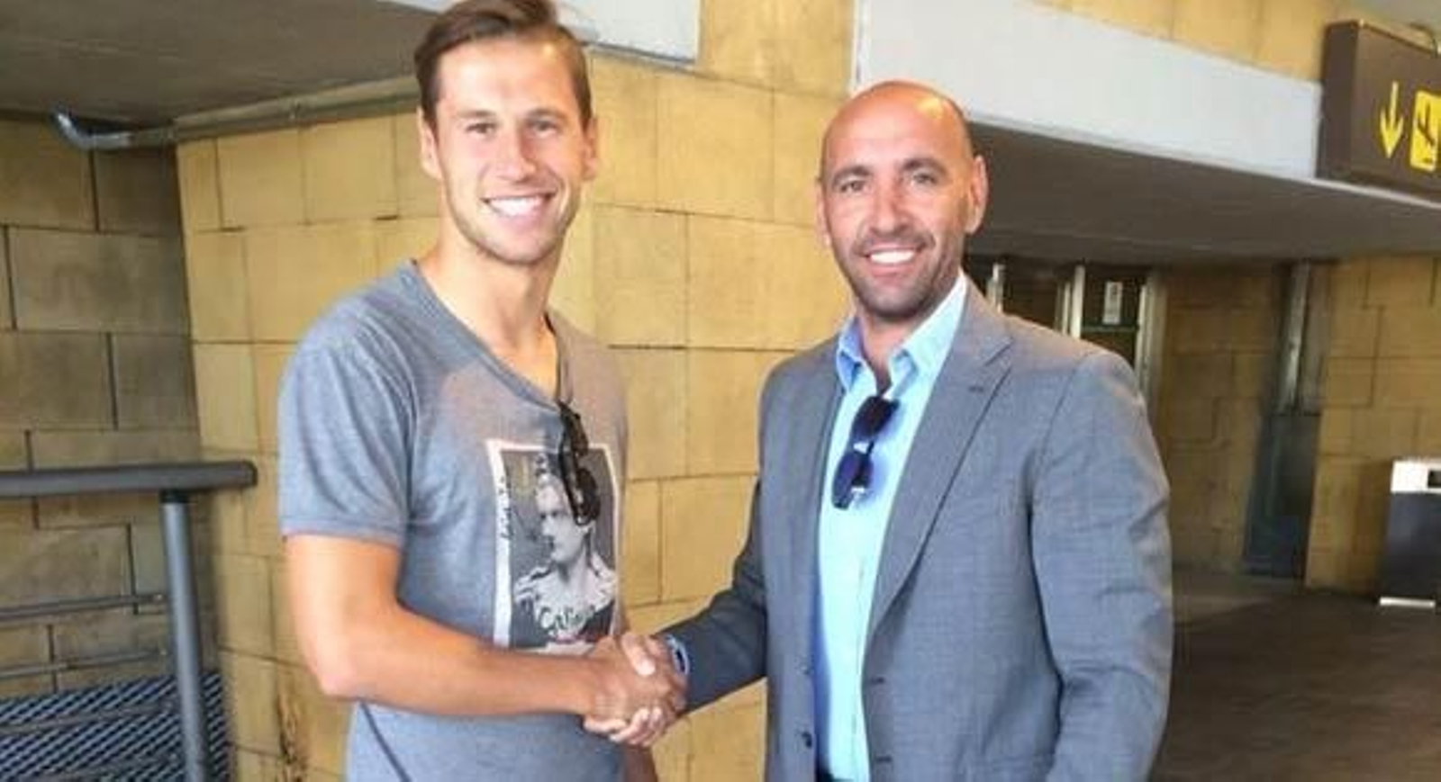 Krychowiak llega a Sevilla