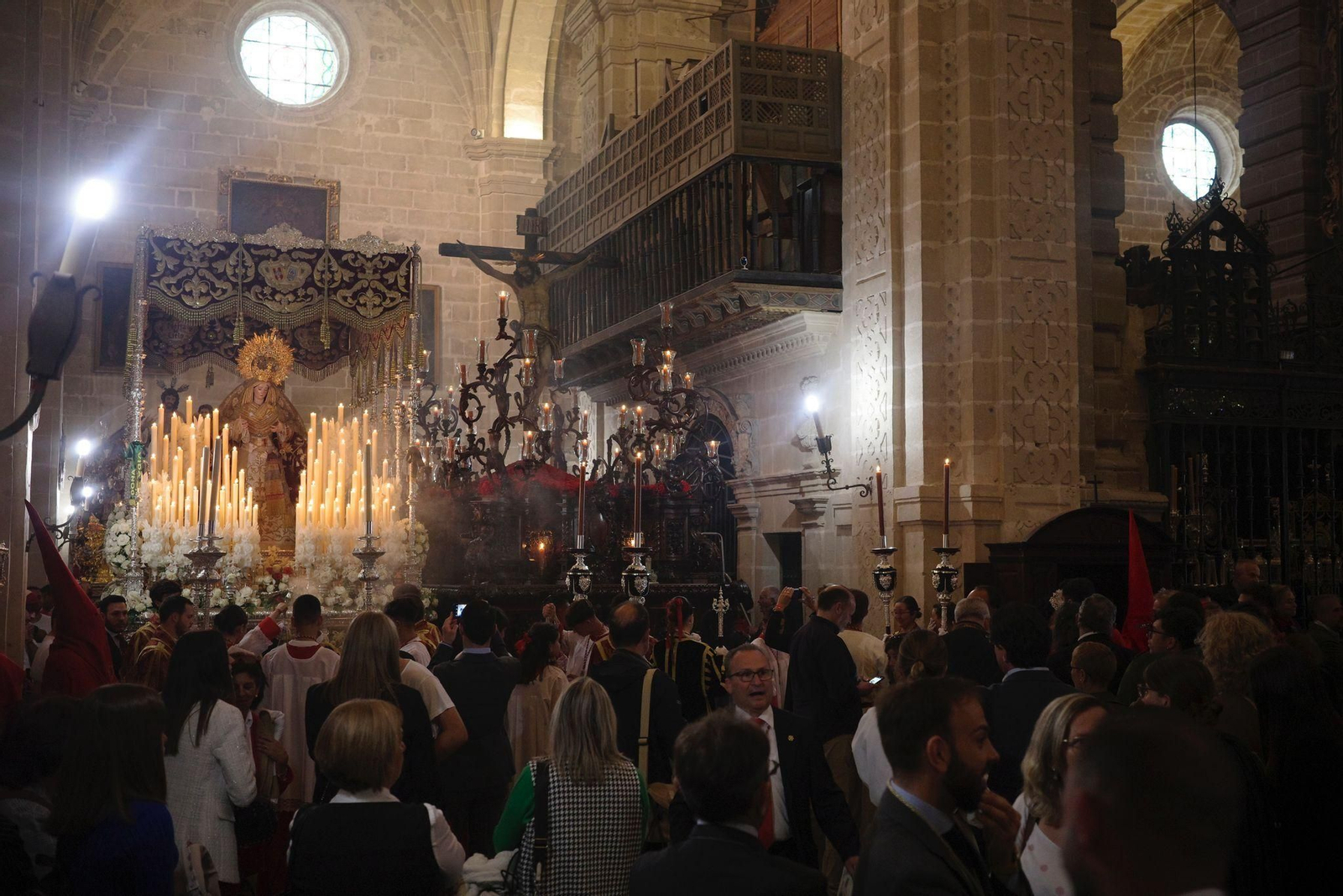 Martes Santo en El Puerto 2023: Las imágenes de La Misericordia