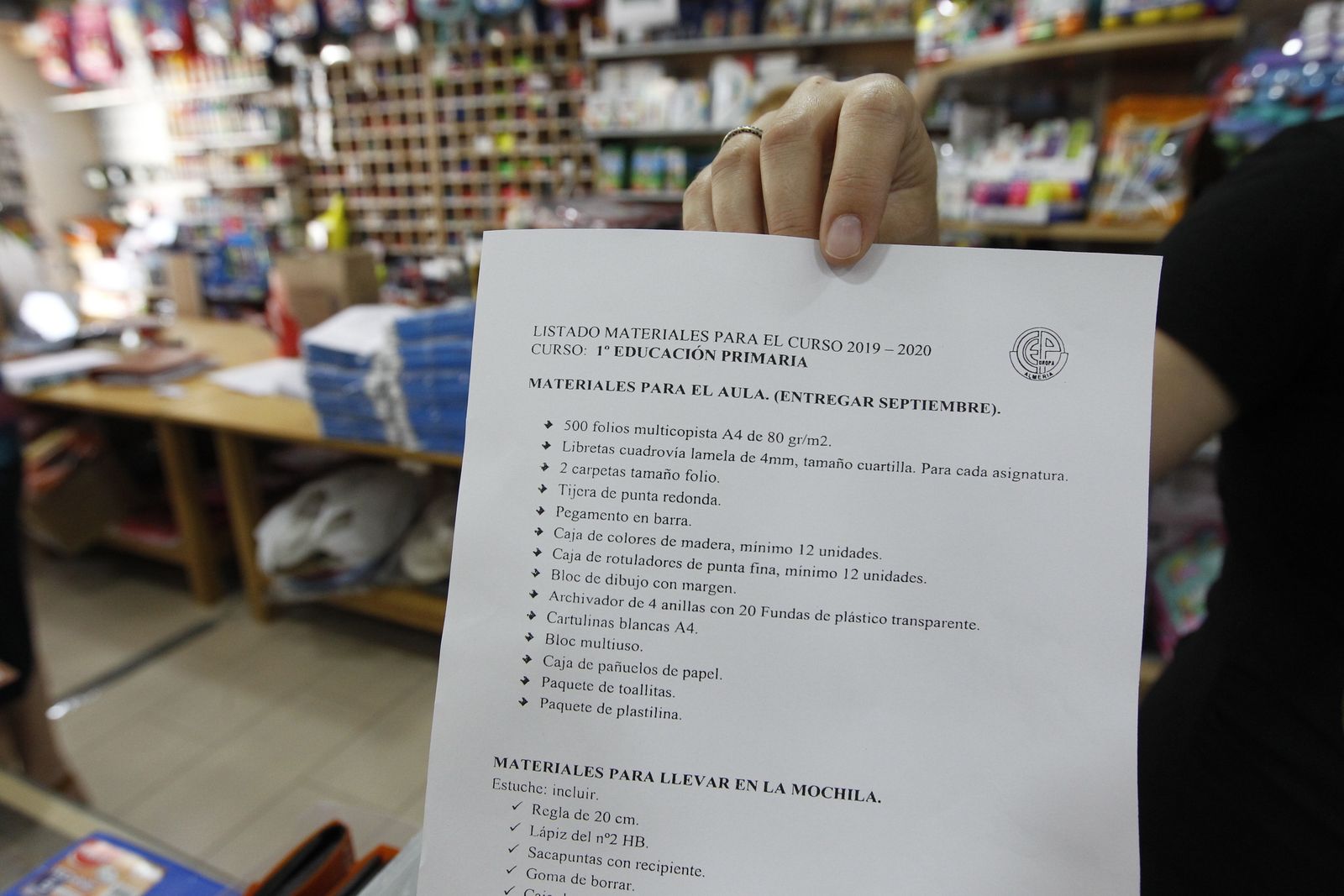 Fotogalería entrega cheque escolar 2019-2020