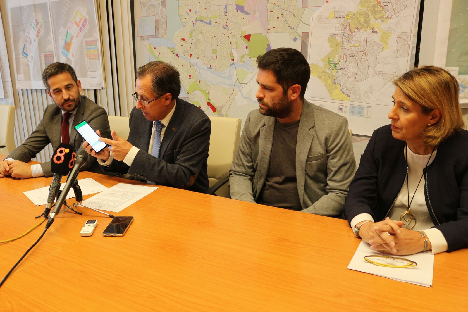 Acto de presentación de las nuevas funcionalidades de la aplicación.