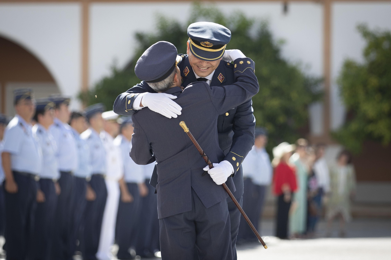 Así ha sido la toma de posesión como jefe de la Base Aérea de Armilla del coronel Miguel Durán Gálvez