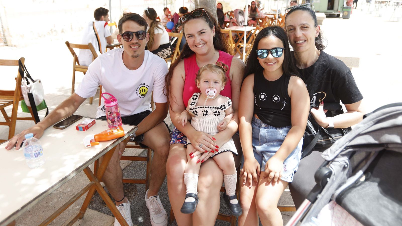 Fotos del festival de foodtrucks y conciertos por el 318 aniversario de San Roque