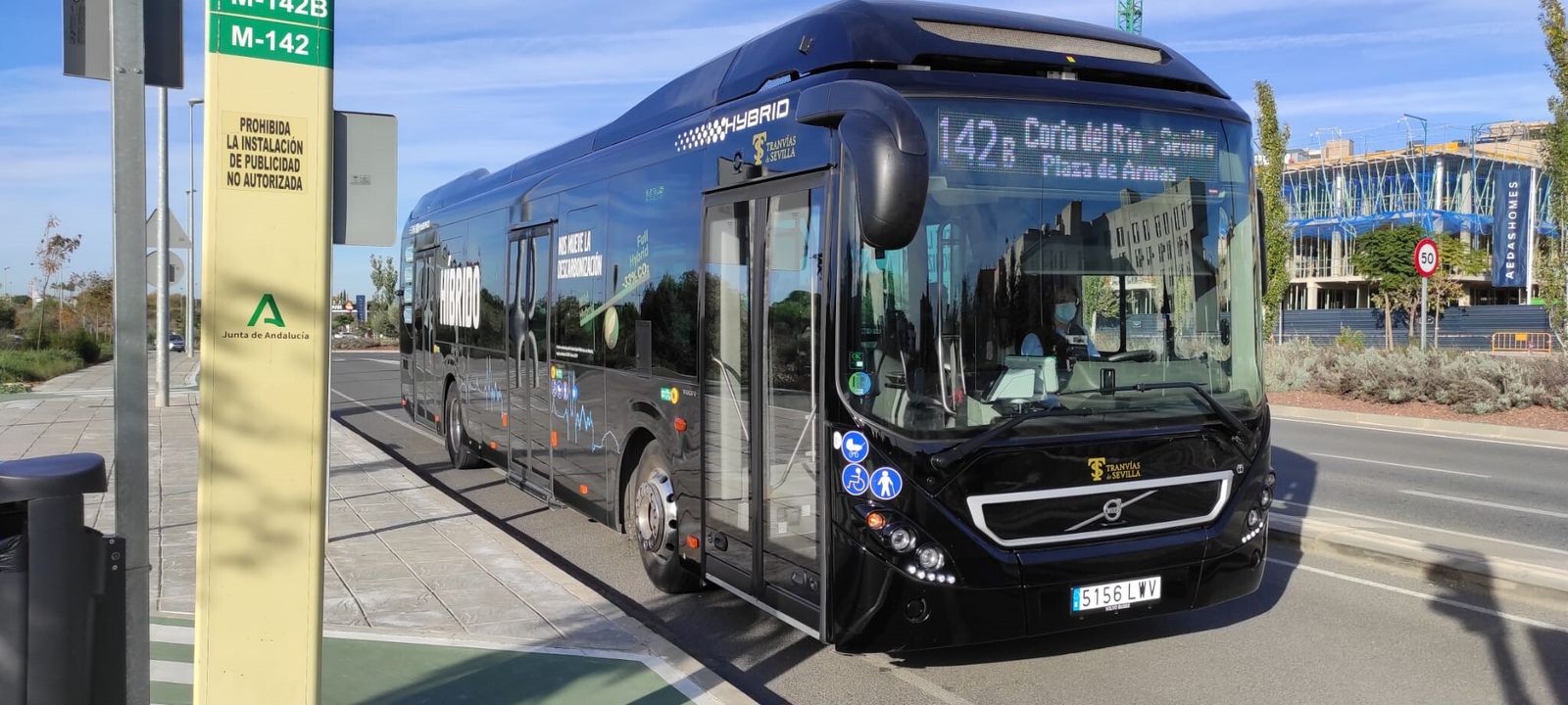 Primer primer autobús híbrido en pruebas en el área metropolitana de Sevilla.