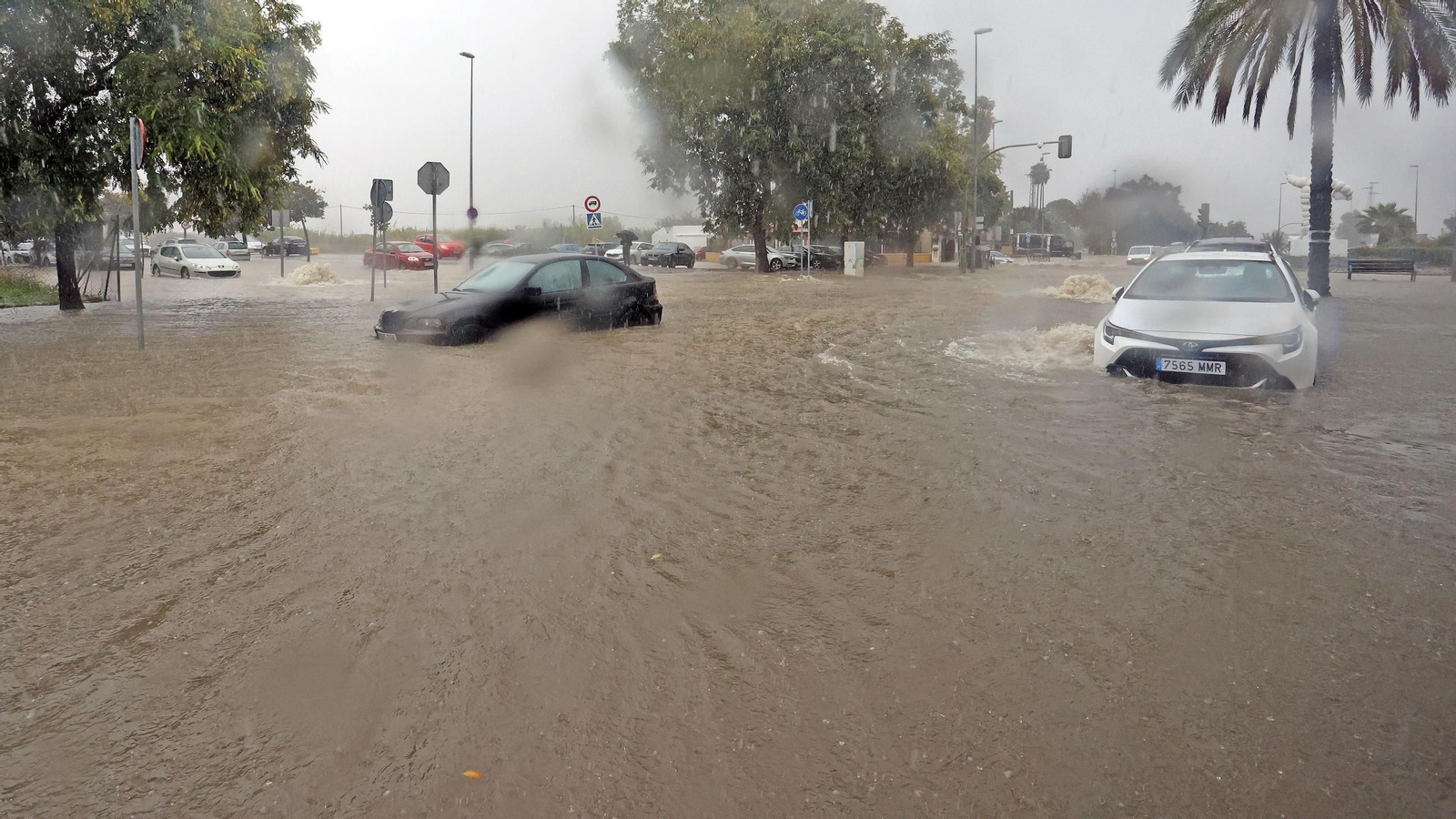 Imágenes del paso de la Dana, inundaciones, destrozos y caos por todo Jerez