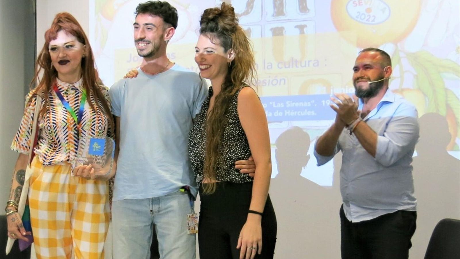 Alejandro Castro y Paula Margo (Premio Nazario Revelación 2022) con Carmen Hierbabuena y Manolo Rosado