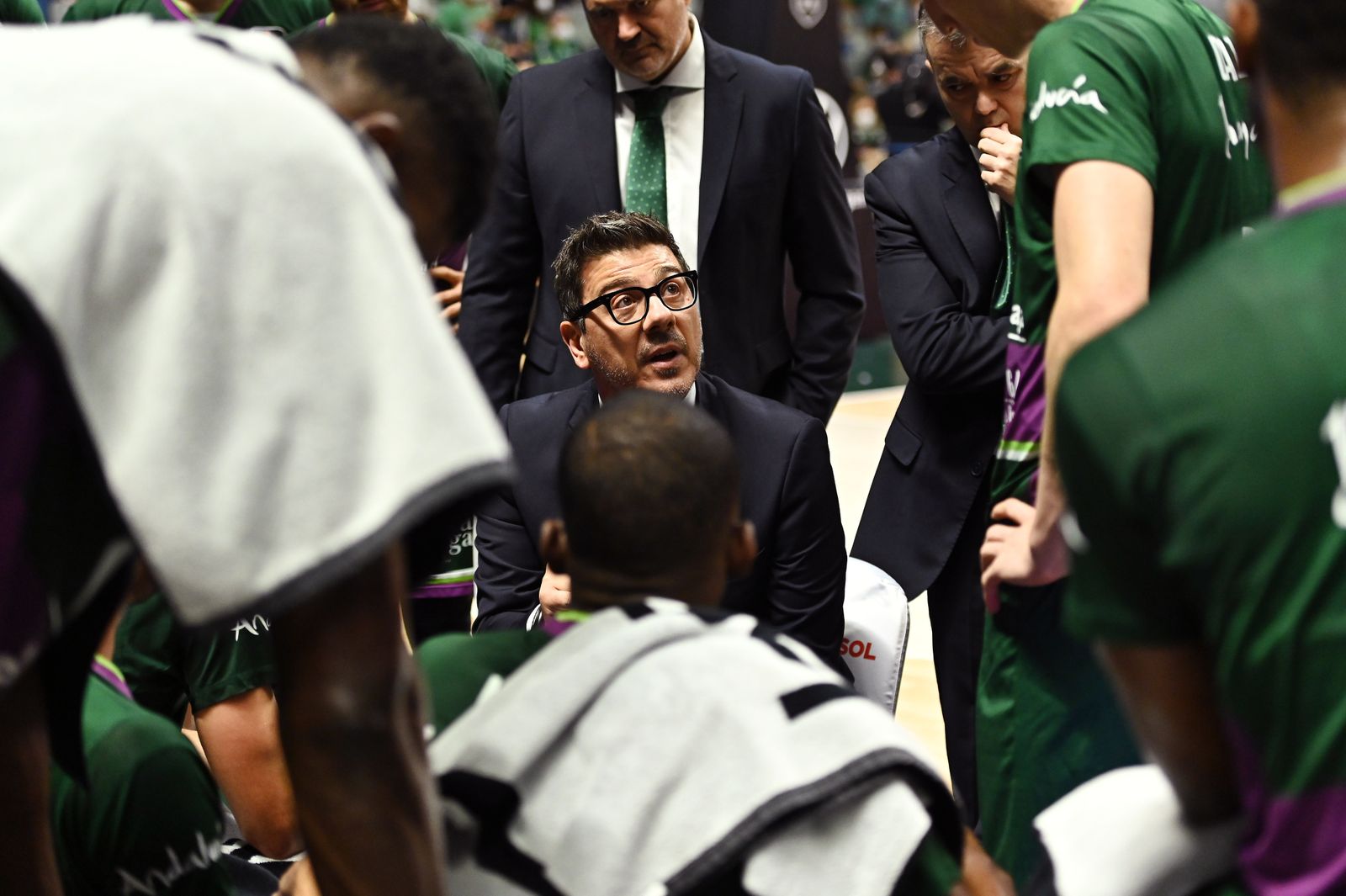 Fotis Katsikaris, en un tiempo muerto en un partido.