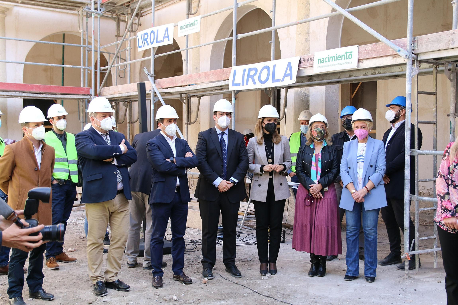 Fotogalería Carmen Crespo visita obras Museo del Realismo (antiguo Hospital Provincial)