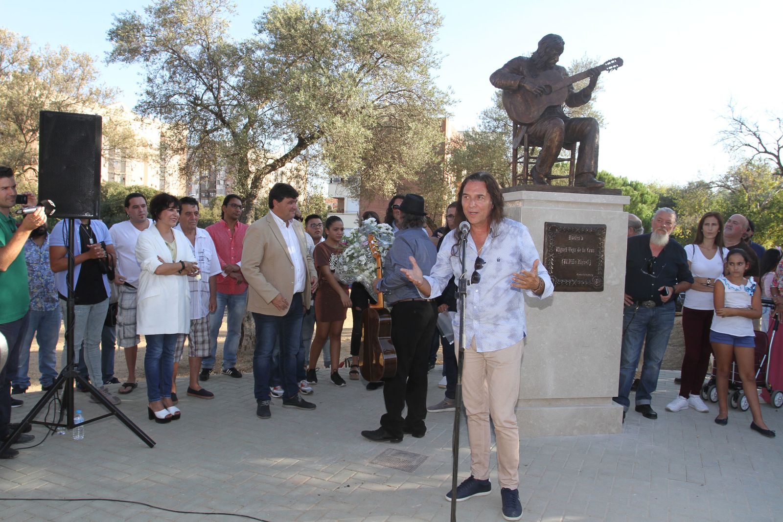 Inaguración del monumento al Niño Miguel.