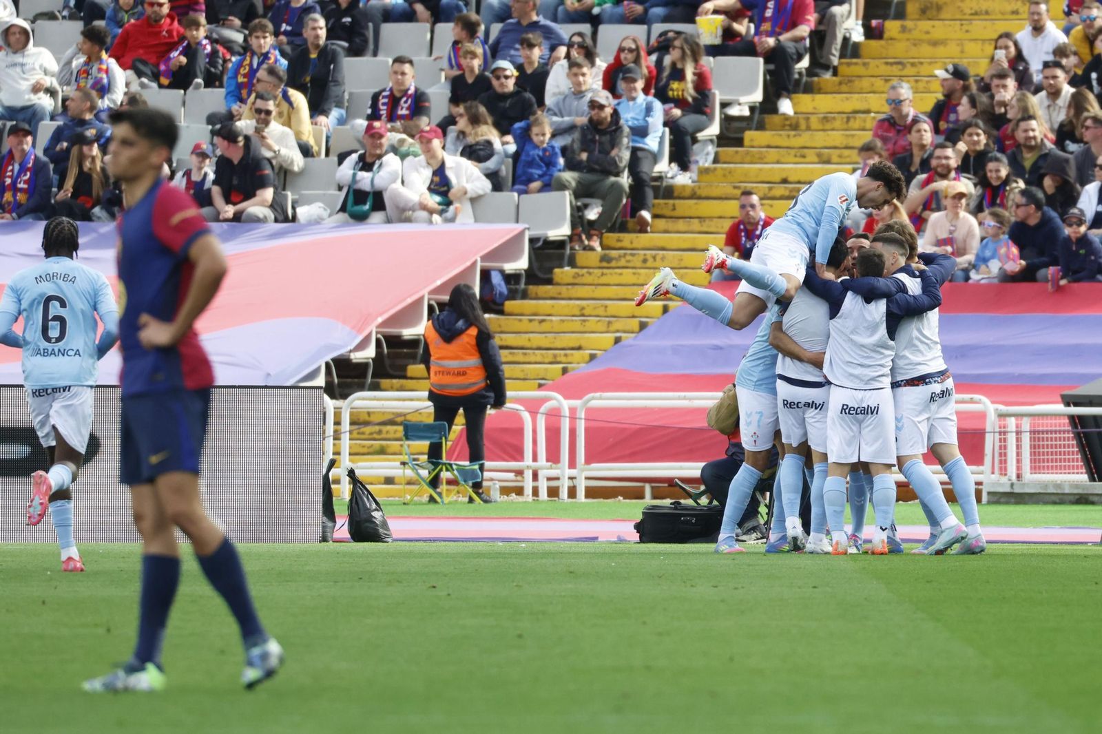 Barcelona-Celta: El malagueño Melero López, salpicado por la polémica