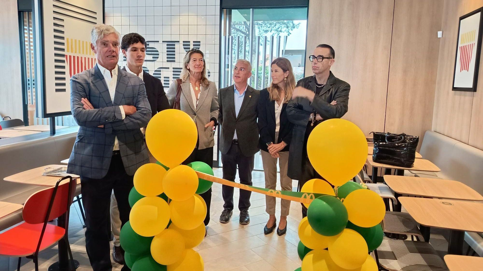 Una imagen de la inauguración del nuevo local de McDonald's.