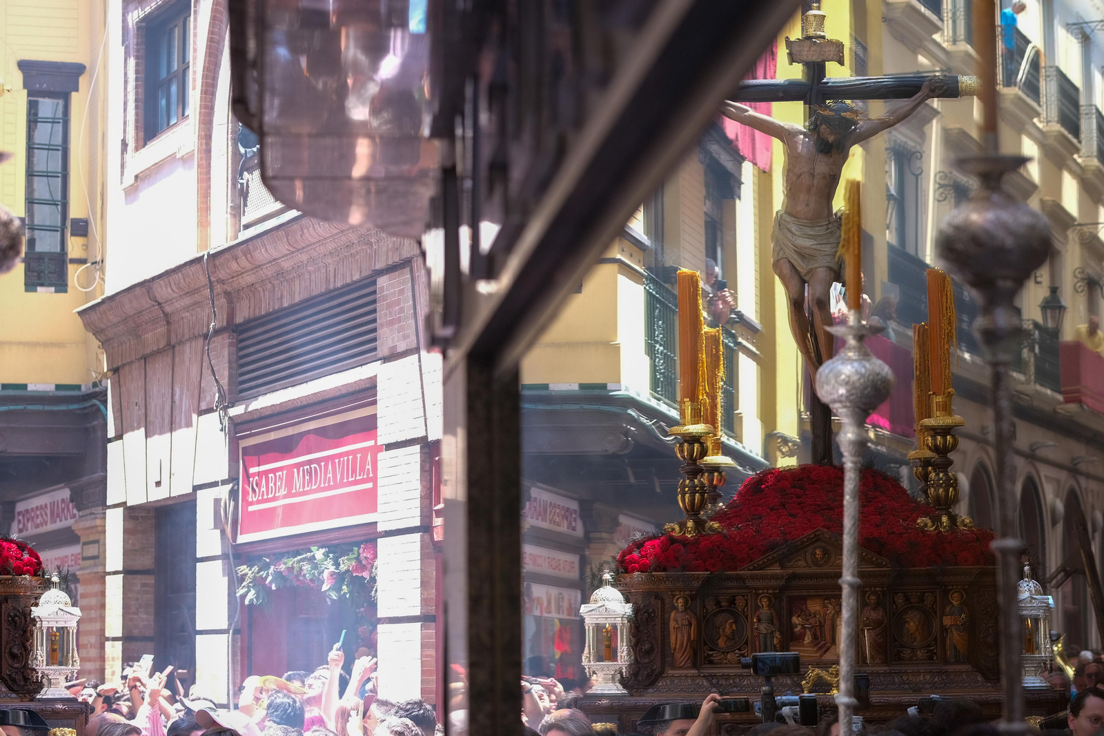 Salida procesional 450 años del Cristo de Burgos