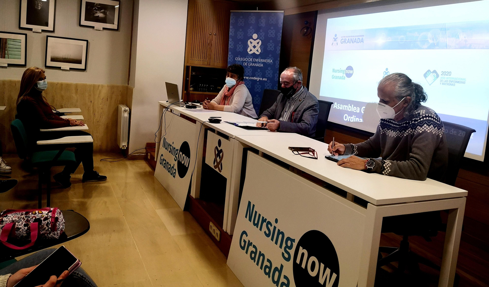 Momento de la Junta General del Colegio