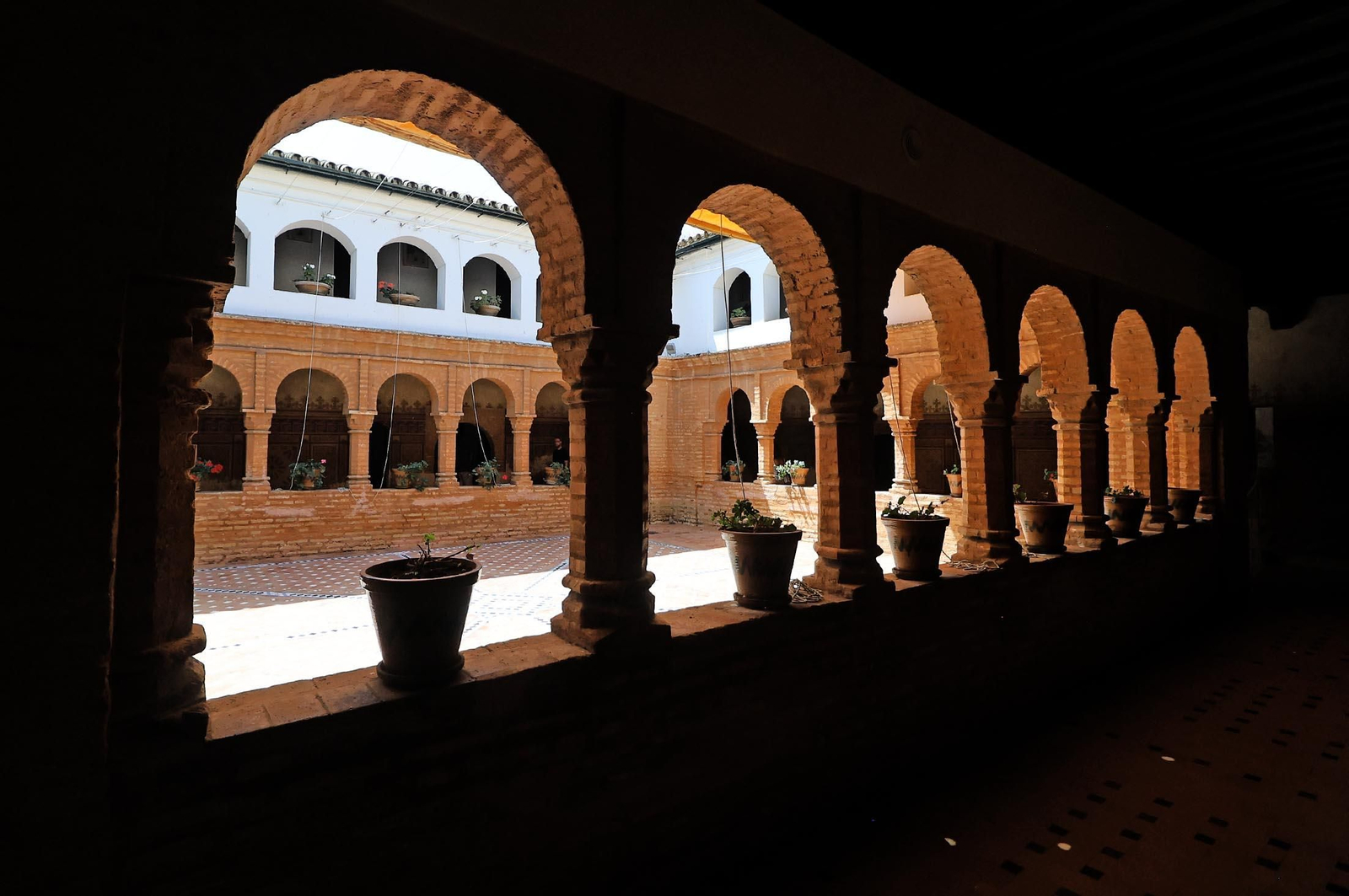 Monasterio Santa María de La Rábida: un viaje visual por su historia y arquitectura