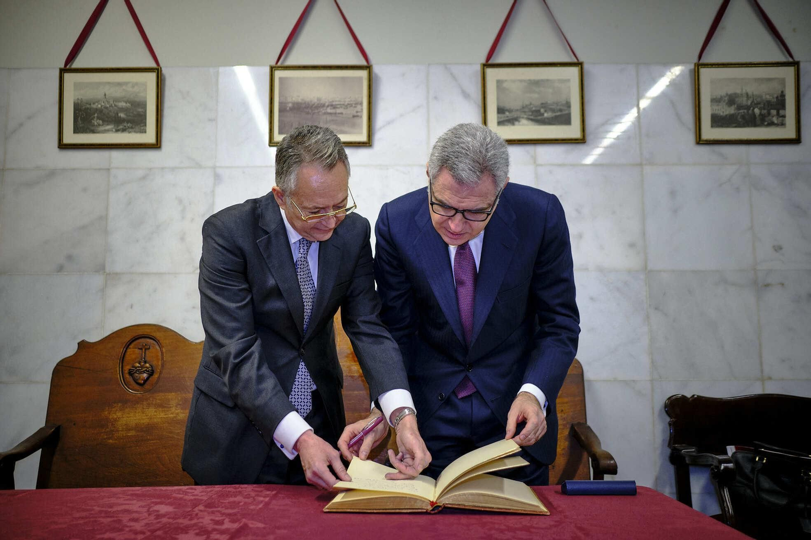 Homenaje a José Pedro Pérez-Llorca