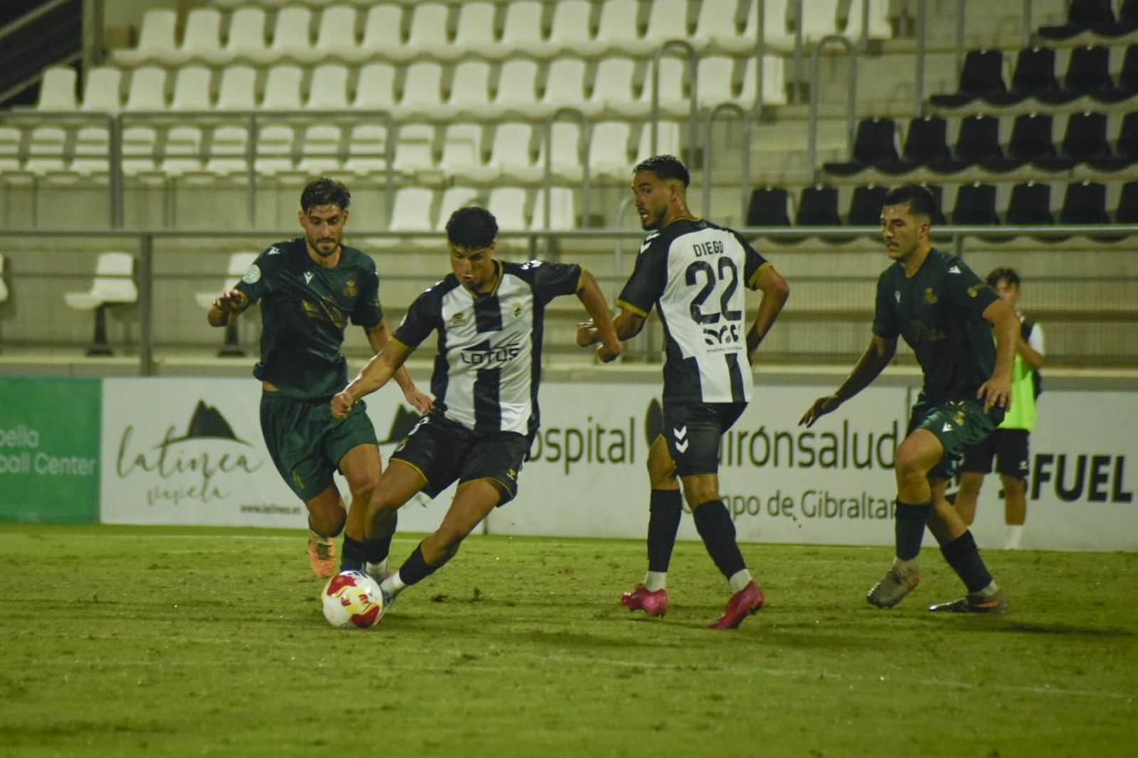 Las mejores fotos del Balona - Chiclana CF de Tercera Federación