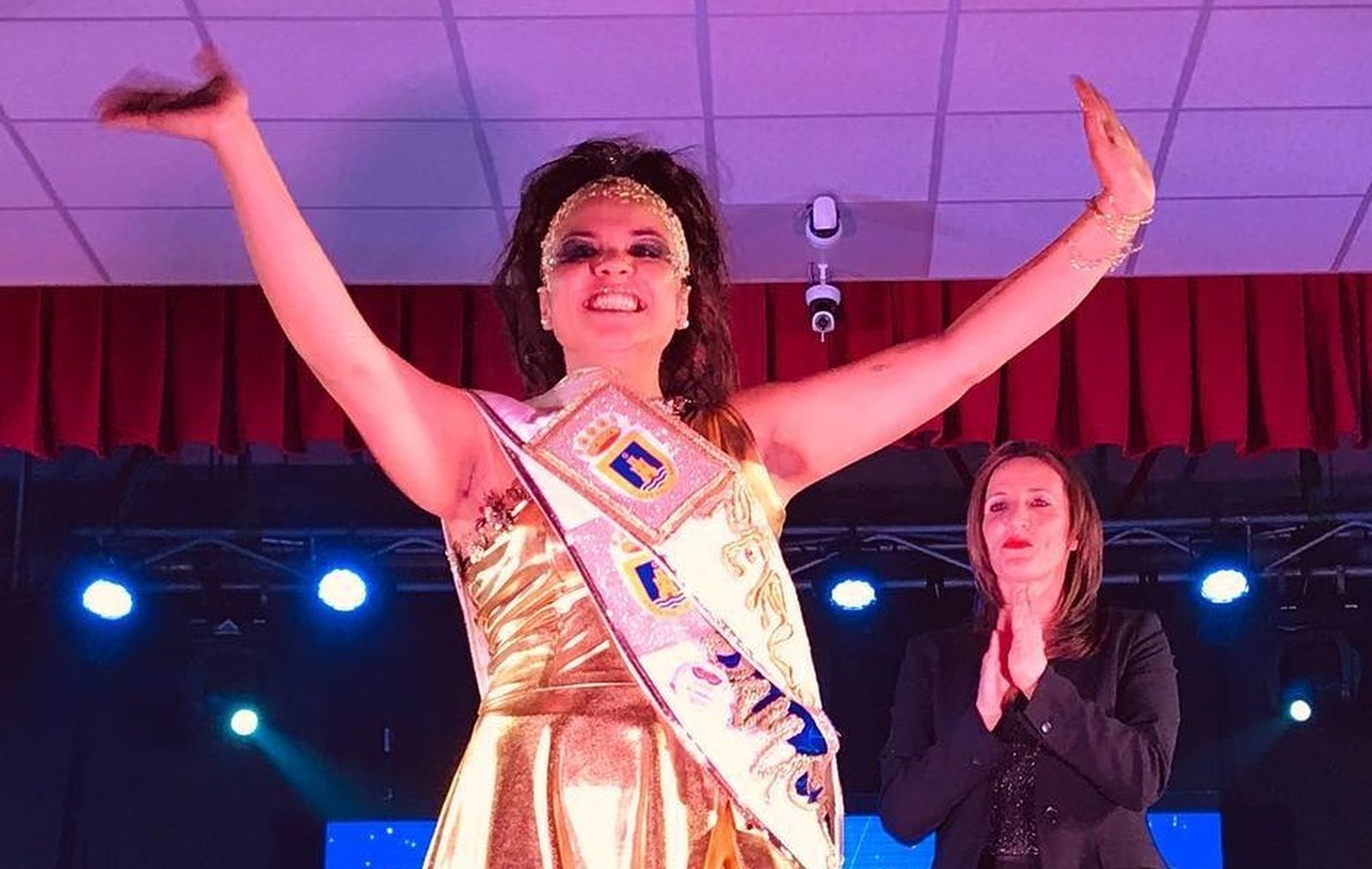 La joven Ana Castro, en el momento de su elección como Perla del Carnaval de Chipiona.