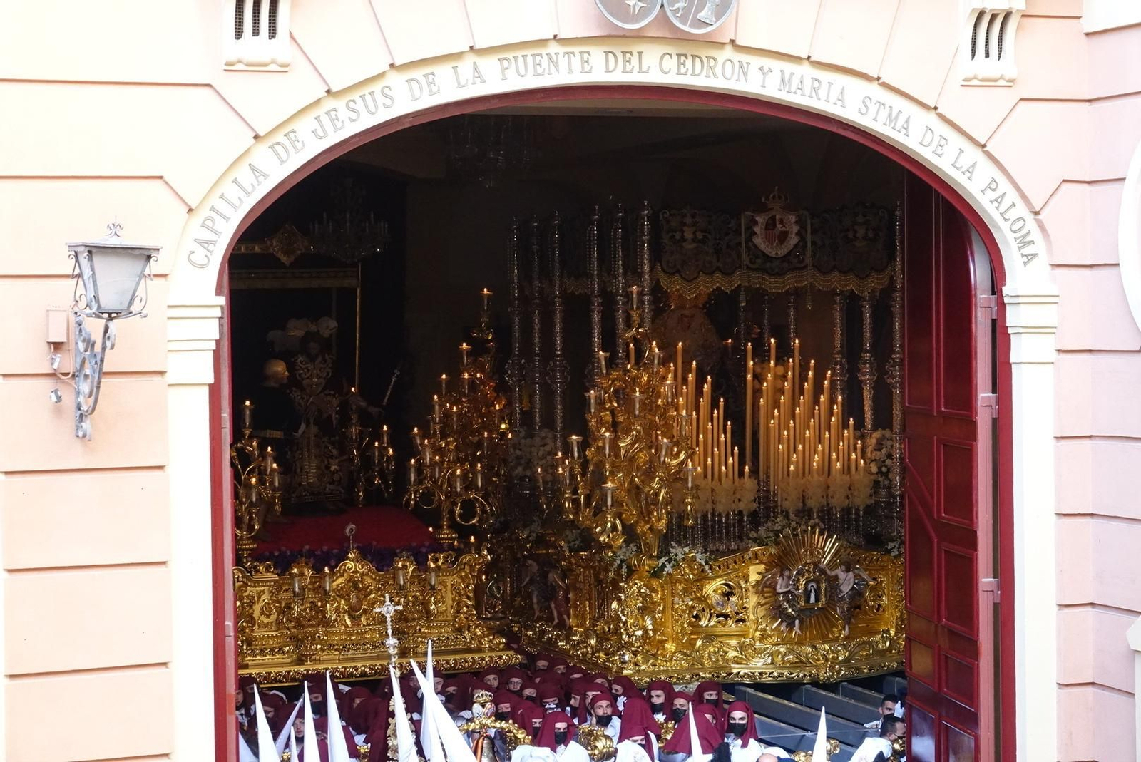 Las fotos de la Paloma, en el Miércoles Santo de Málaga