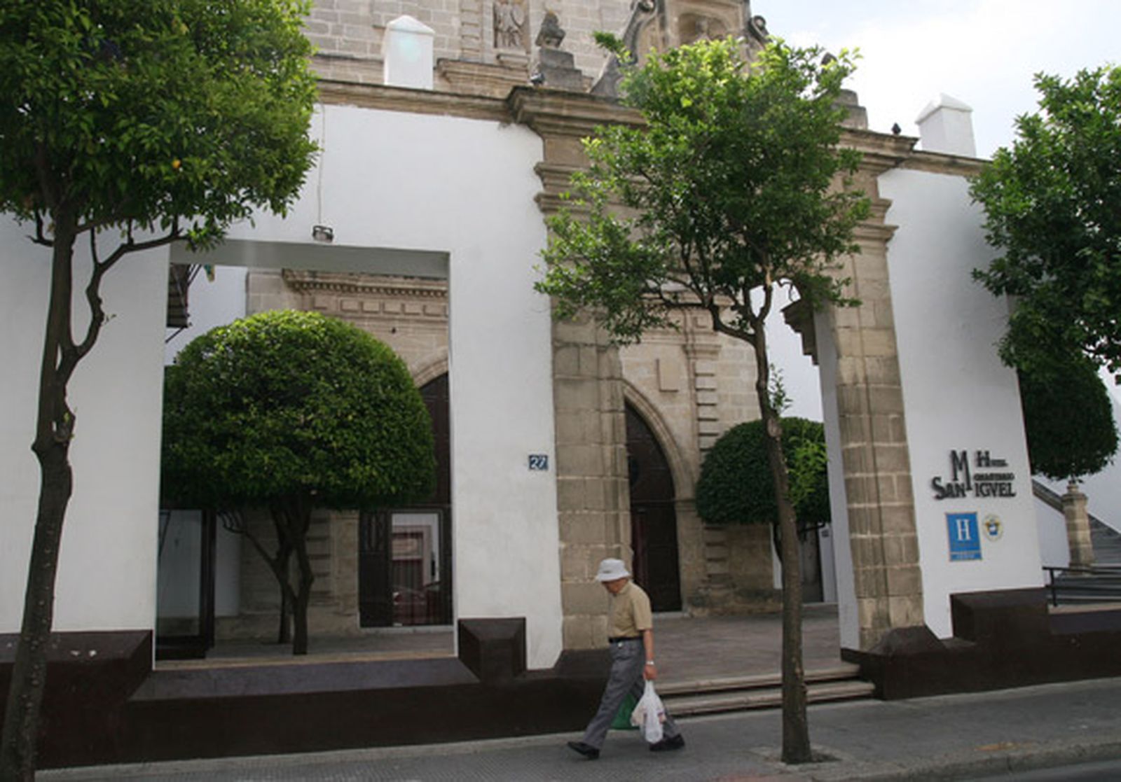El Hotel Monasterio reabre sus puertas tres meses después de su cierre