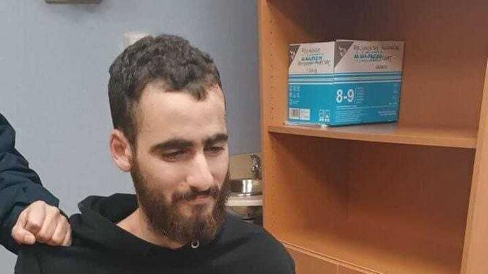 Yassine Kanjaa tras su detención.