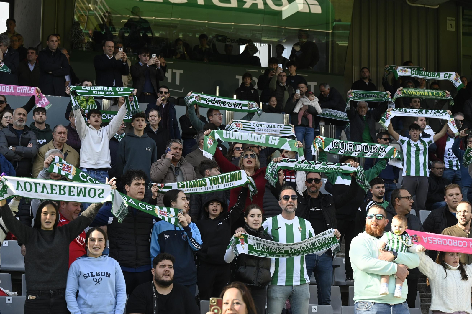 Las mejores fotos del ambiente en El Arcángel para el Córdoba CF - Eibar