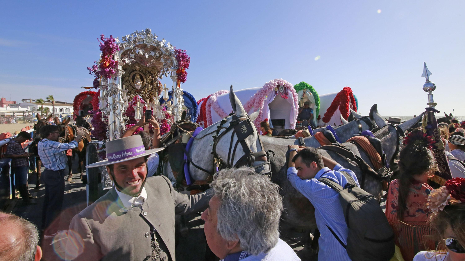 Imágenes de pasadas romerías de la Hdad de Jerez al Rocío