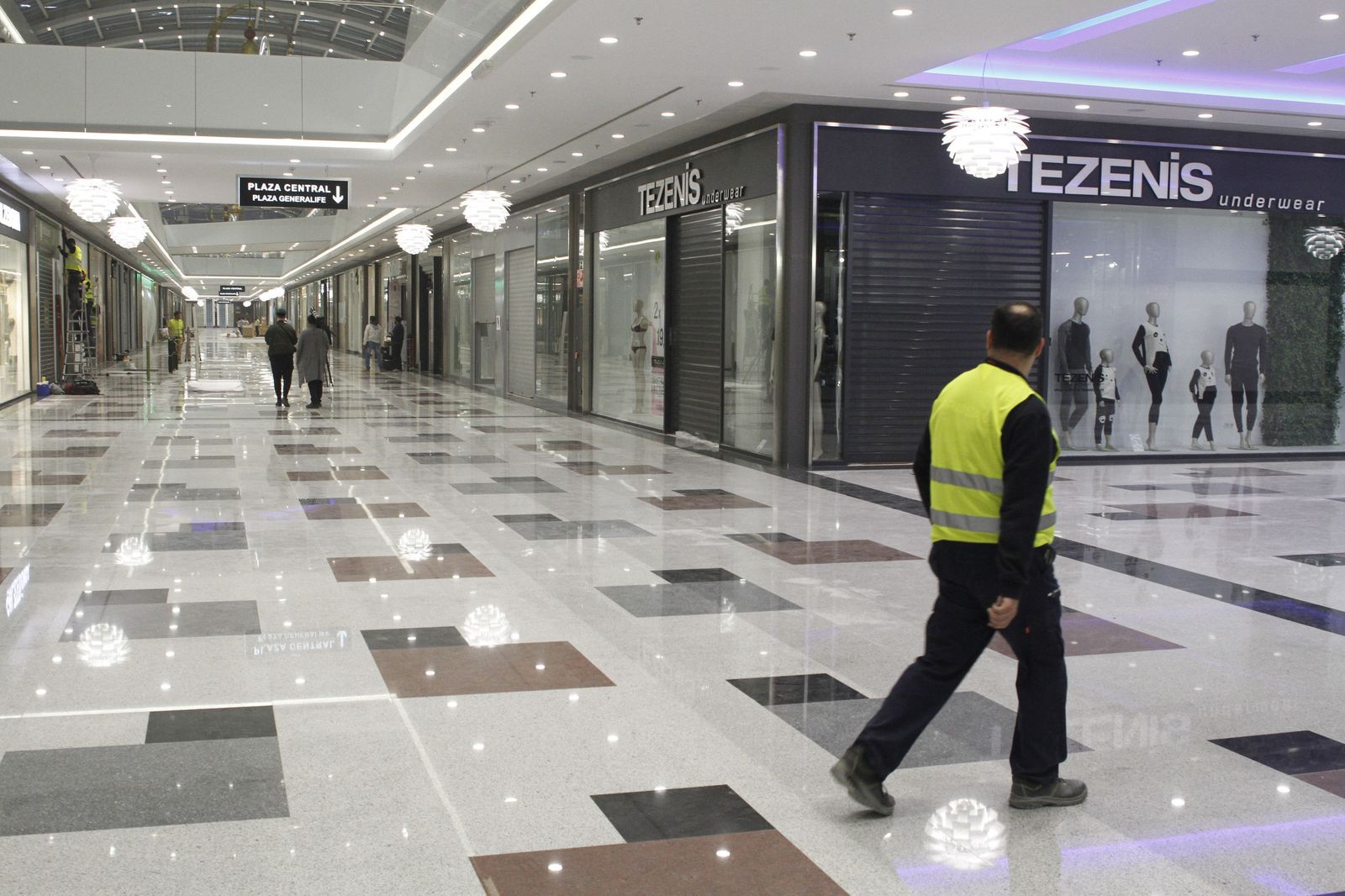 Los empleados de Servucción denuncian el atraso en el pago de sus nóminas.