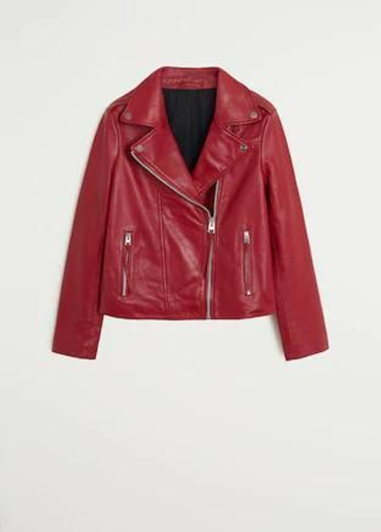 Cazadora de cuero roja rebajada de Mango Outlet.