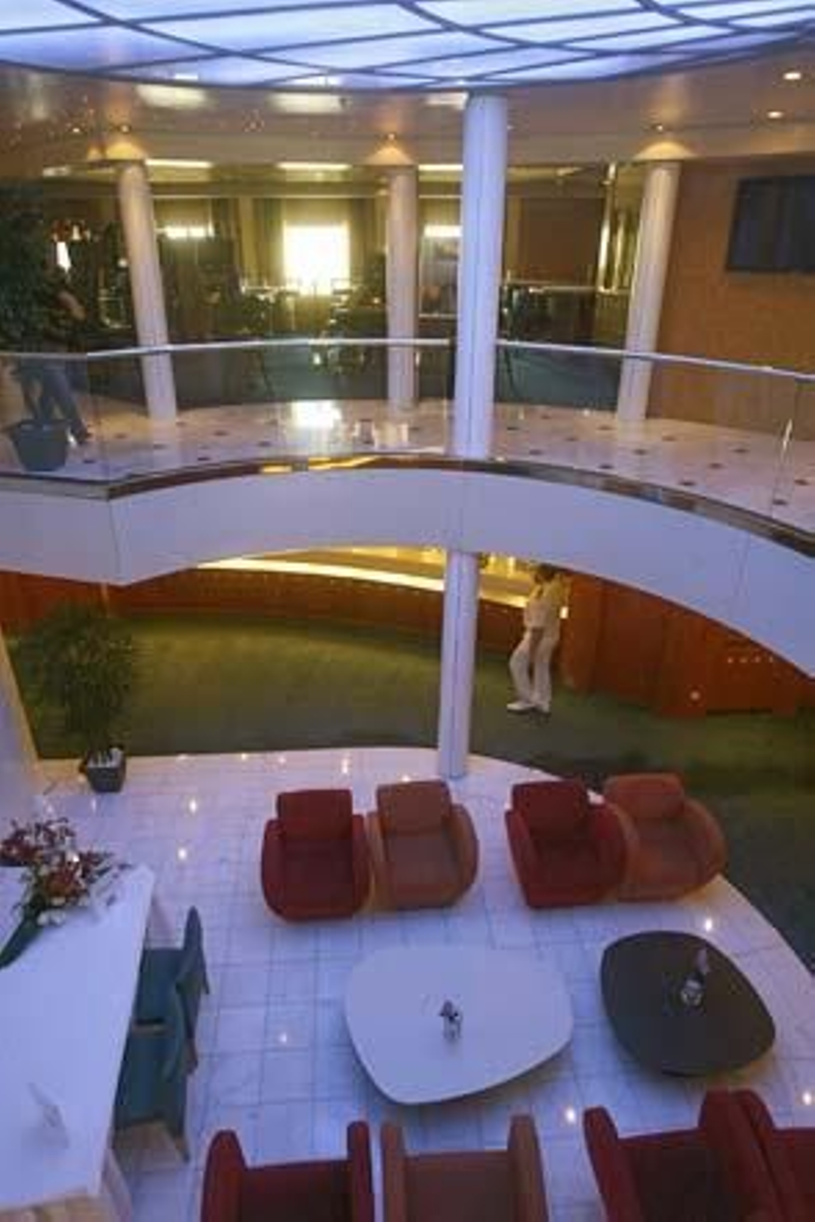 Imágenes del interior del crucero 'Grand Voyager'

Foto: Joaquin Pino