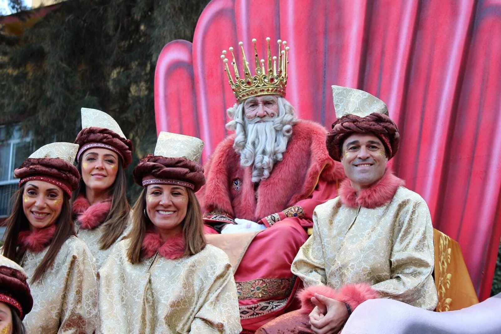 La Cabalgata de Reyes de Chiclana, en imágenes