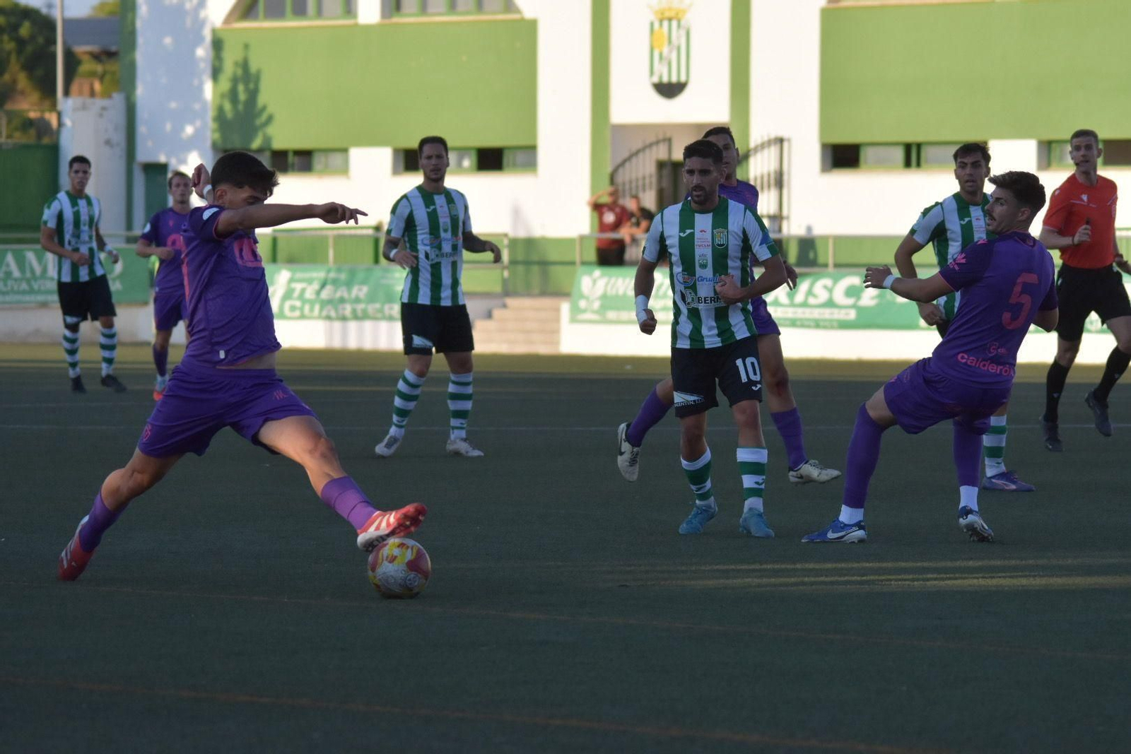 Encuentro ante el CD Quintanar del Rey.