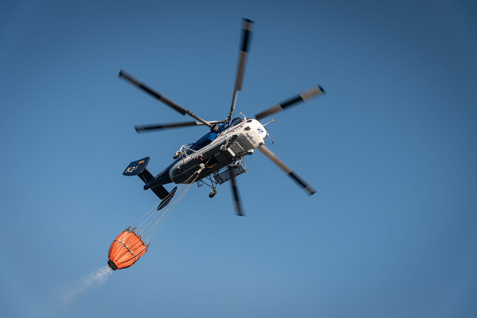 Imágenes del incendio en La Zarza
