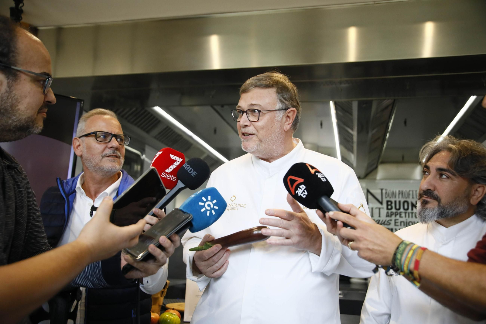 Las imágenes de una nueva variedad de berenjena en Almería