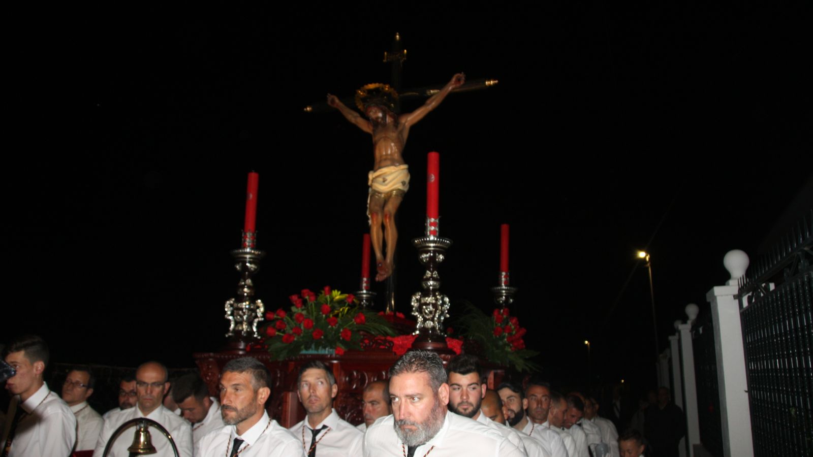 Imagen del Cristo de Cabrilla y su procesión del Silencio.