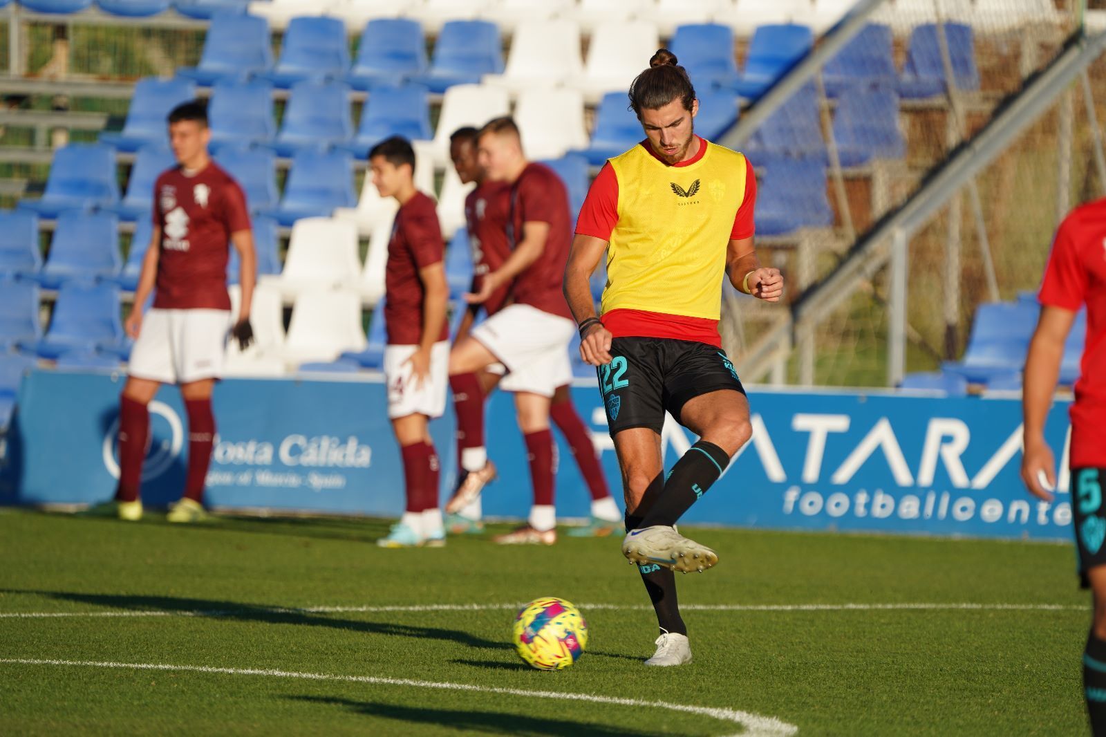 Las fotos del primer encuentro de la historia del Almería ante un rival italiano