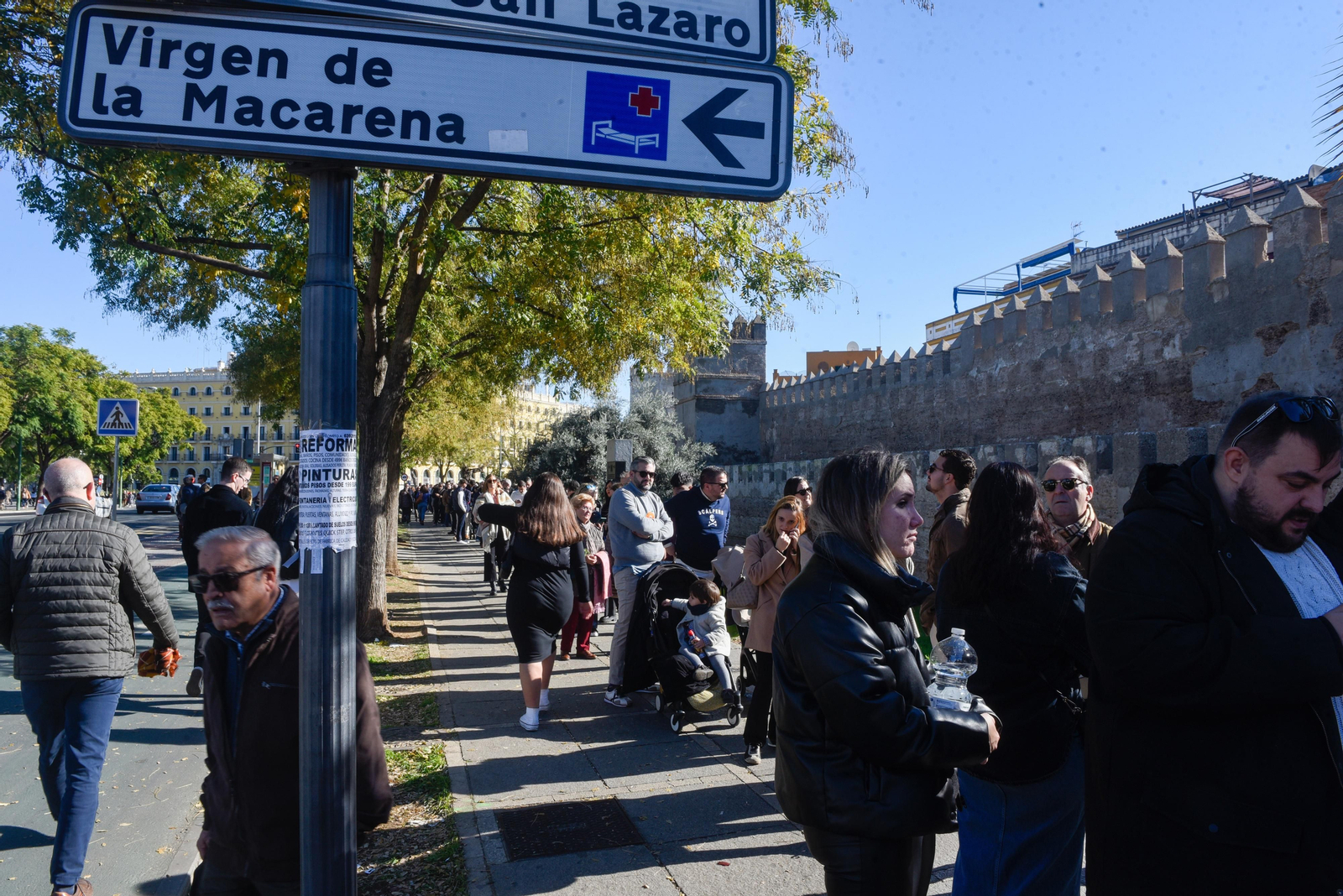 Colas en la Macarena
