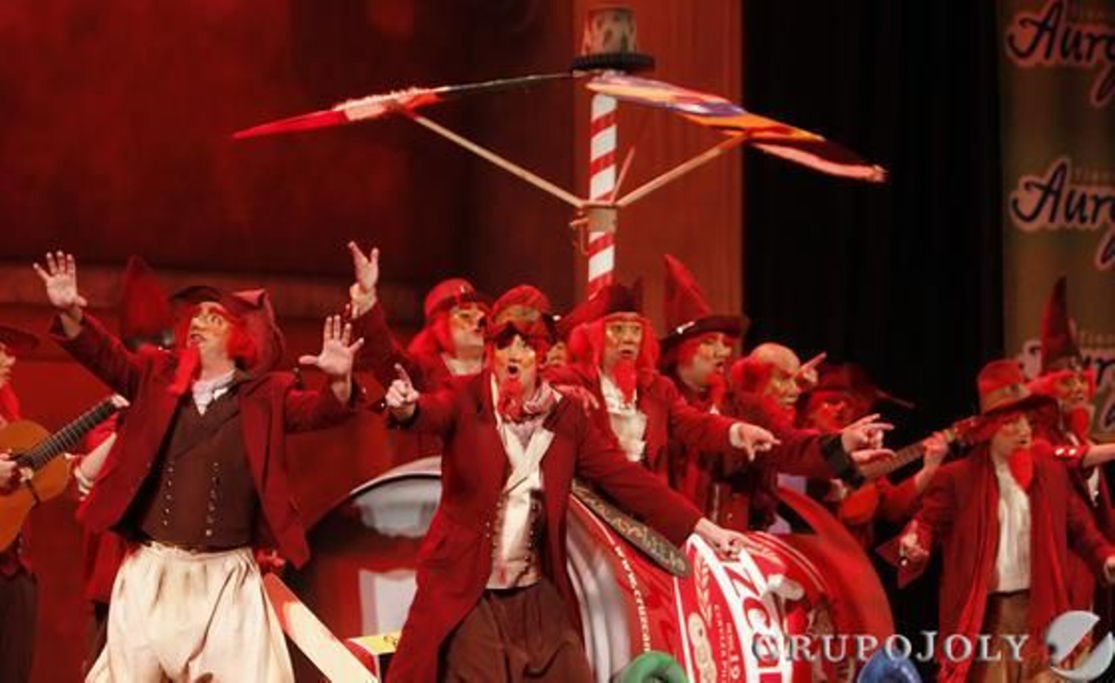 Comparsa 'Los duendes coloraos'

Foto: Lourdes de Vicente / Jesus Marin