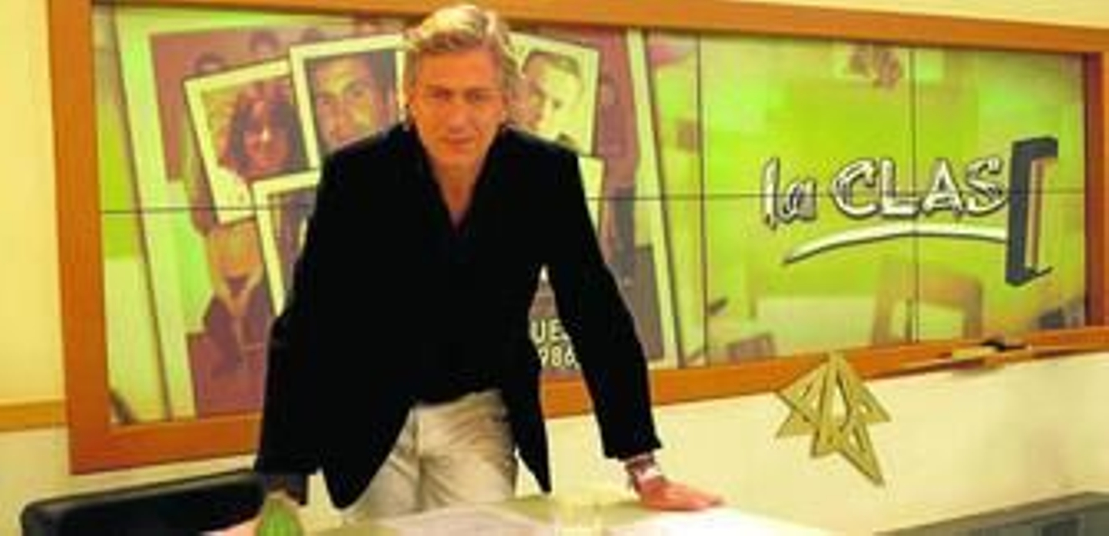 El jerezano Pedro Rollán en el plató de 'La clase', que se estrena esta noche.