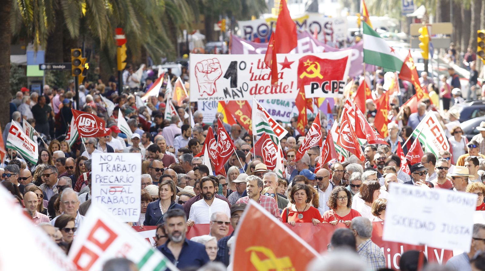 Las mejores fotografías de la manifestación del 1 de mayo en Málaga