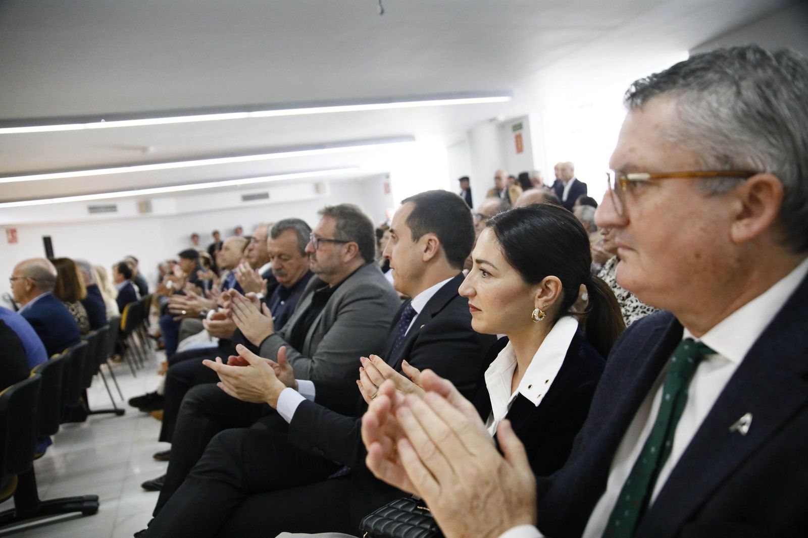 Las imágenes del nombramiento de hijo predilecto de Garrucha a José María Martínez de Haro