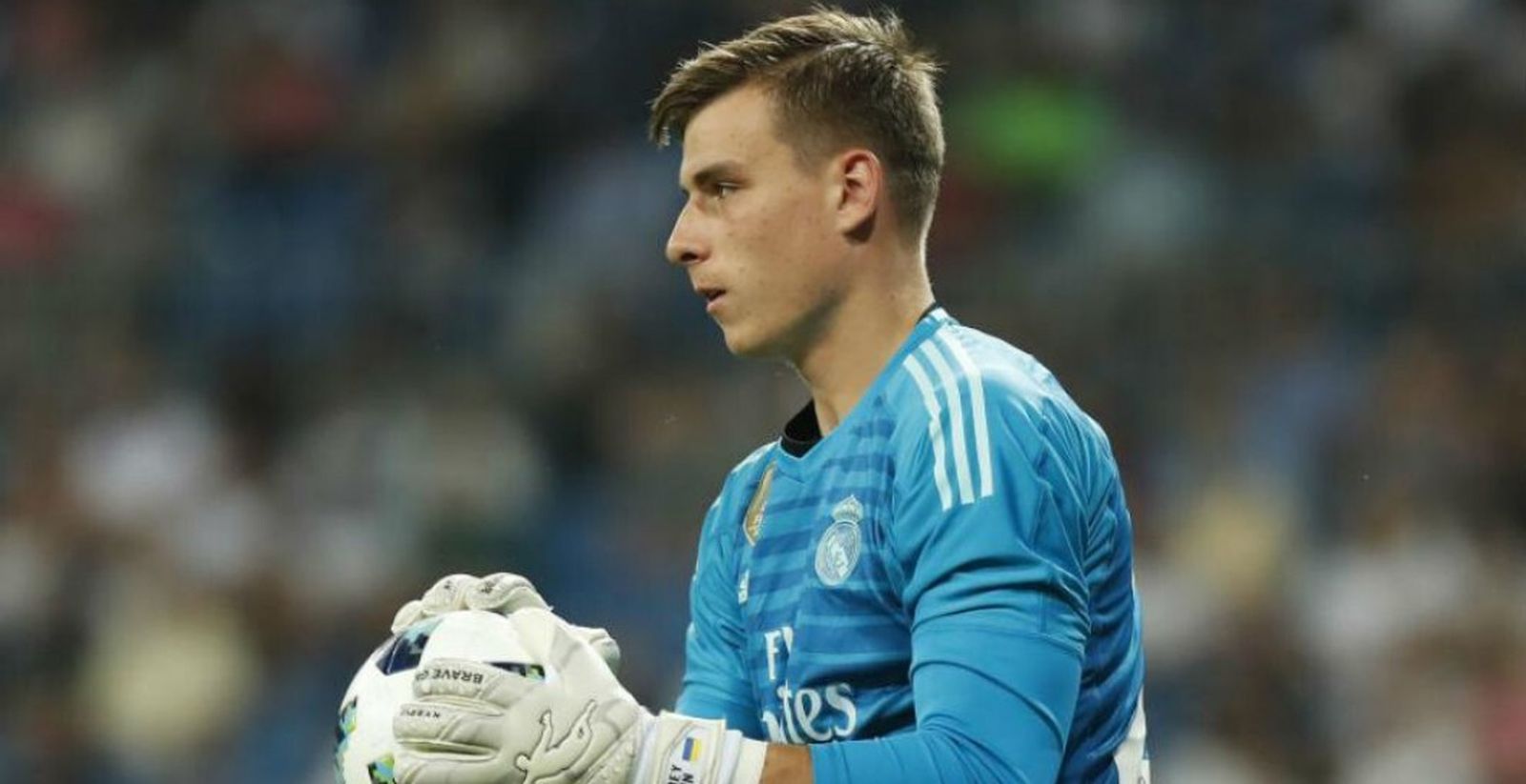 El portero Andréi Lunin